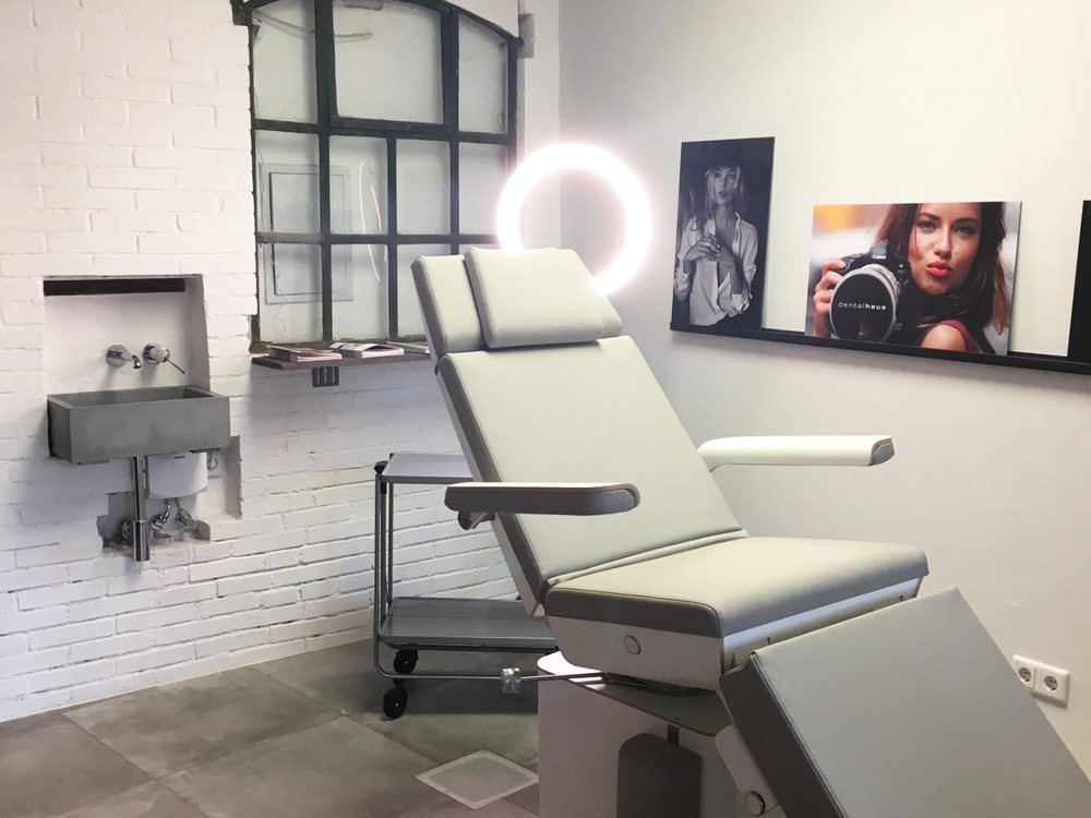 Behandlungszimmer im Dentalhaus Forchheim